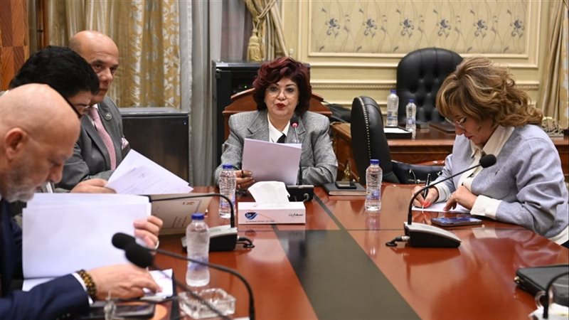 اجتماع اللجنة