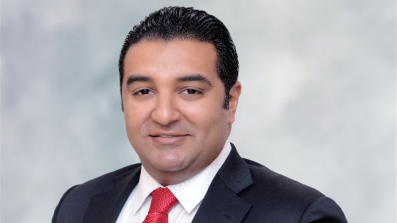 النائب محمود عصام