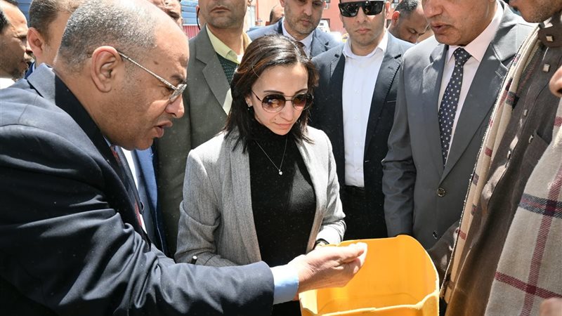 الدكتورة جاكلين عازر