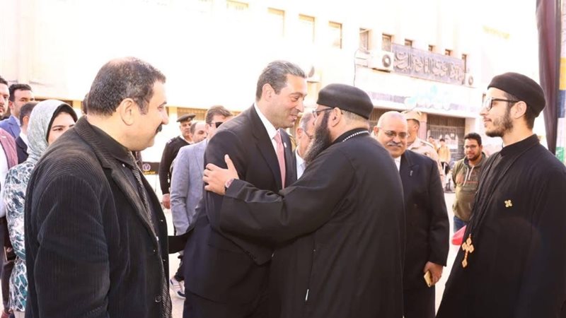 محافظ دمياط