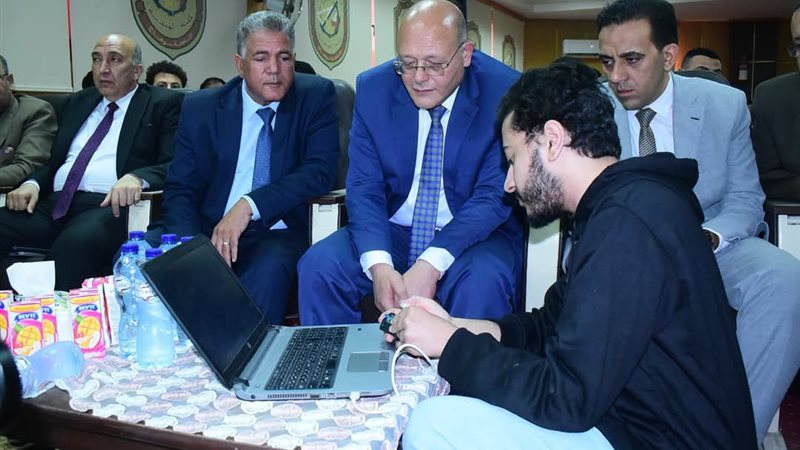 رئيس جامعة سوهاج