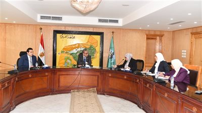 محافظ الفيوم يتابع نتائج التحاليل الدورية لمياه بحيرة قارون 