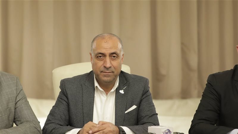 الدكتور أيمن الرقب،