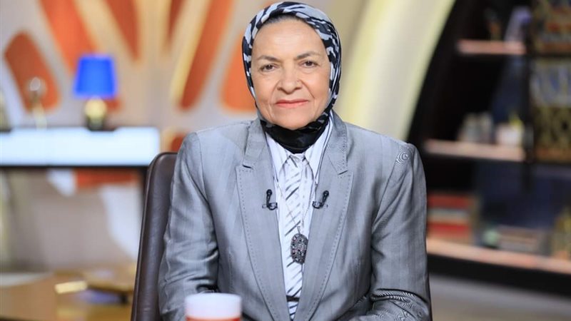 الدكتورة يمن الحماقي