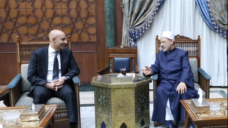 شيخ الازهر ووزير