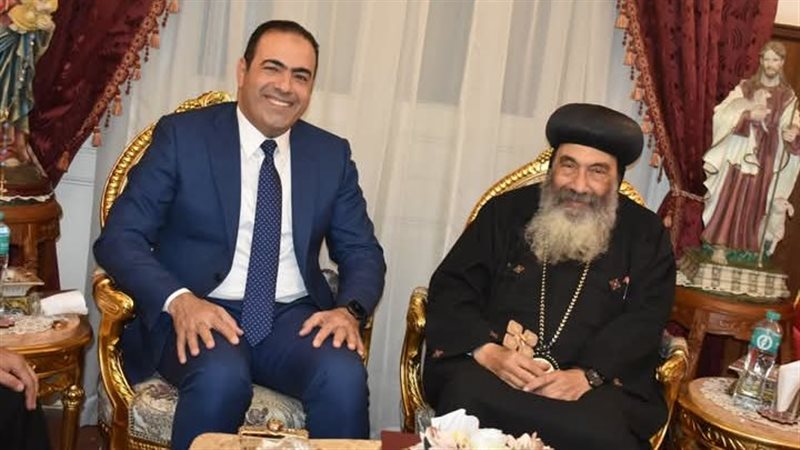 دكتور محمود حسين