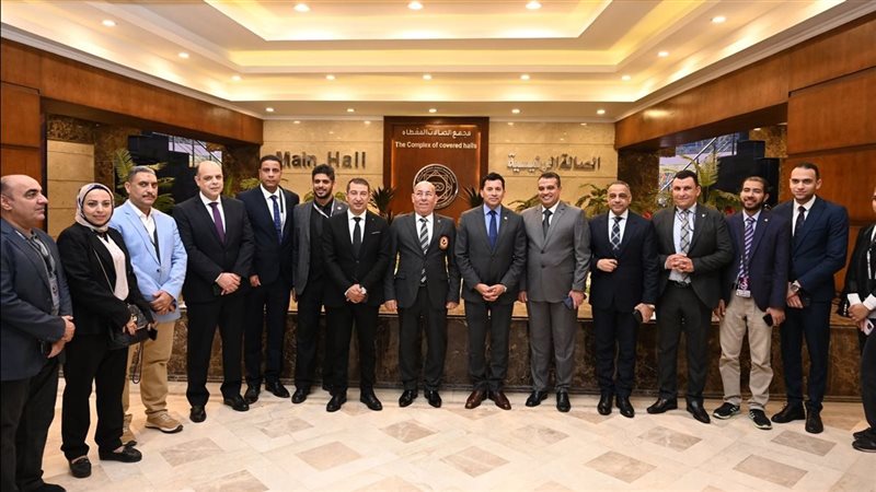 وزير الرياضة ورئيس