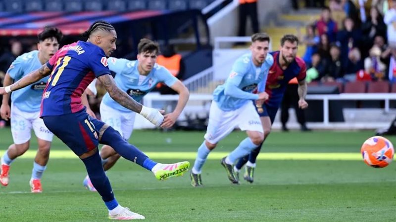 رافينيا ينقذ برشلونة