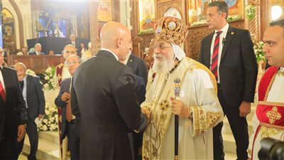 وزير التعليم يشارك في قداس عيد القيامة المجيد بالكاتدرائية المرقسية بالعباسية