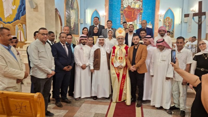 أثناء تقديم التهنئة