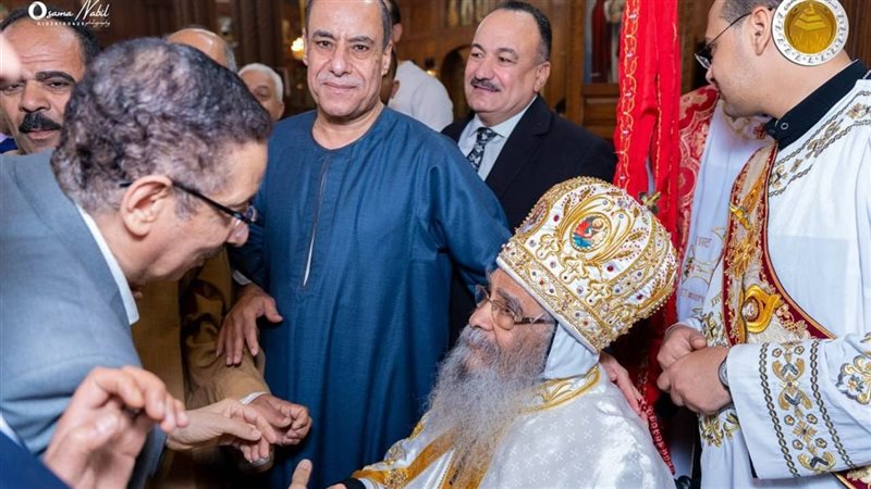 الشعب الجمهورى يهنئ