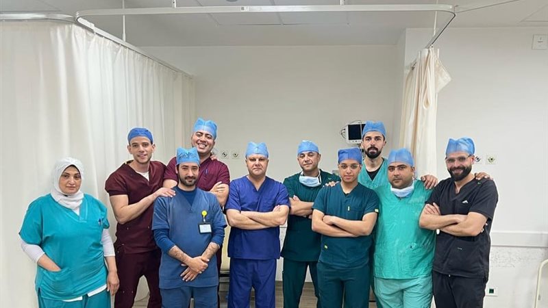 فريق طبي بمجمع السويس