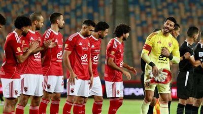 ماذا يدور داخل النادي الأهلي بين توروب واللاعبين قبل القمة ؟