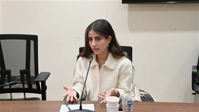 برلمانية: توجيهات الرئيس بعيد العمال تعكس تقدير الدولة لدور العمال في التنمية 