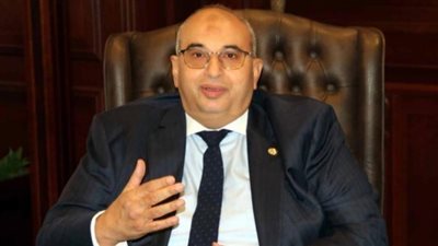 خبراء ضرائب: 4 محاور لنجاح مبادرة إلزام المصانع بالألواح الشمسية بنسبة 25%