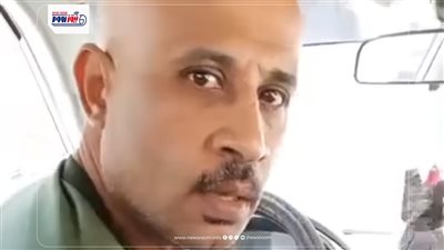 فيديو خلاف على 5 جنيهات بين سائق تاكسي وسيدة يشعل الجدل بالفيوم