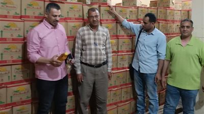 ضبط بقال غير نشاطه وهرب 2 طن سلع تموينية مدعمة للسوق السوداء في البحيرة