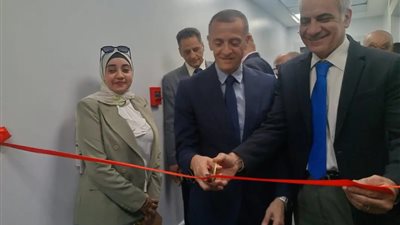 محافظ أسوان يفتتح عددا من المشروعات داخل مستشفيات أسوان الجامعية