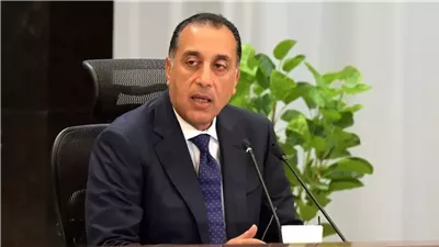 رئيس الوزراء يناقش خطة تطوير الهيئة الوطنية للإعلام وآليات تسوية مديونياتها