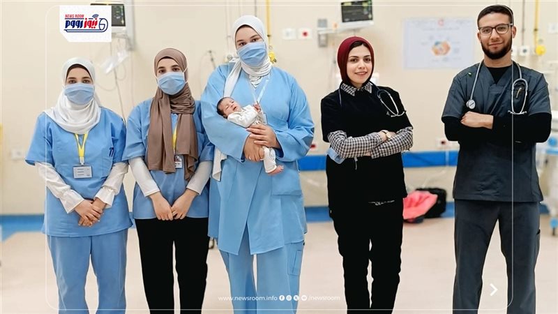صورة للطاقم الطبي