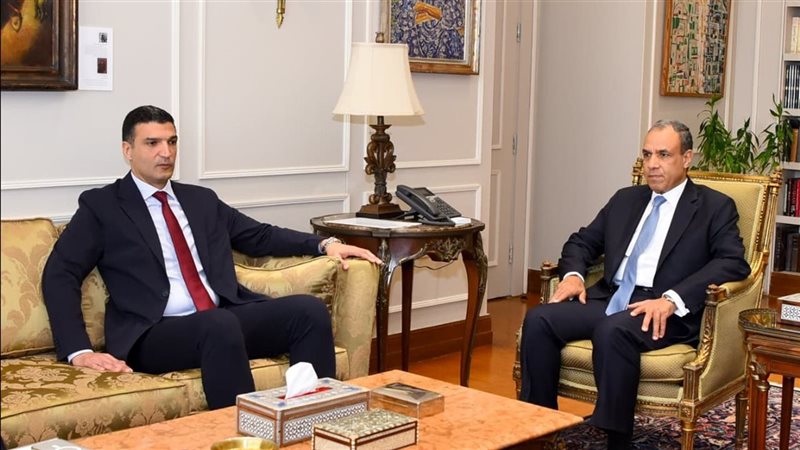 وزيرا الخارجية والصناعة