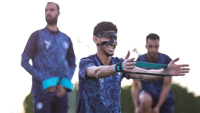 قطة يشارك في تدريبات بيراميدز بعد خضوعه لجراحة الأنف