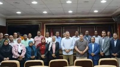 محافظ أسوان يتابع تنفيذ تدريب الإستجابة الذكية للطوارئ والأزمات بكوم أمبو