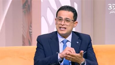 «اللي بيفتش عمره ما يرتاح».. استشاري نفسي يكشف مخاطر الشك والتجسس بين الأزواج