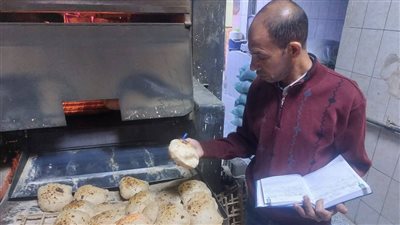 حملات تموينية مكثفة لضبط أسعار بيع الخبز في الأسواق                          