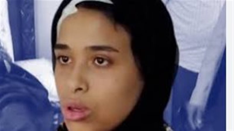 الطالبة ملك 