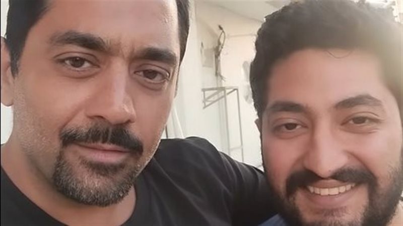 أحمد فلوكس وأحد المعجبين