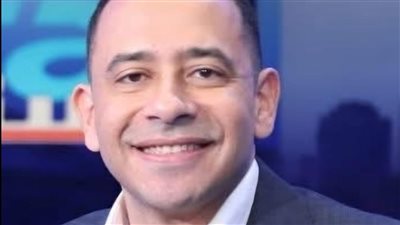 رئيس جامعة القاهرة يهنئ الدكتور عمرو حسن لاختياره عضوا بمنظمة الصحة العالمية