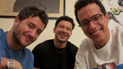 بصورة تجمعهما.. هل يتعاون طه دسوقي وعصام عمر وأحمد مالك في عمل؟
