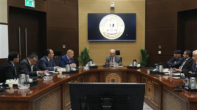لتهيئة بيئة أعمال للاستثمار.. نائب رئيس الوزراء يلتقي أعضاء اتحاد المستثمرين