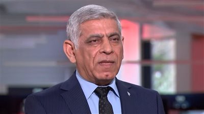 خبير: إيران تناور بـ «ثنائية الخطاب» بين التصعيد والمرونة لتحسين مكاسبها