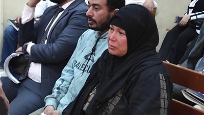 والدة الطفلة مريم في المحكمة: «اعتبروها بنتكم وخدوا حقها»