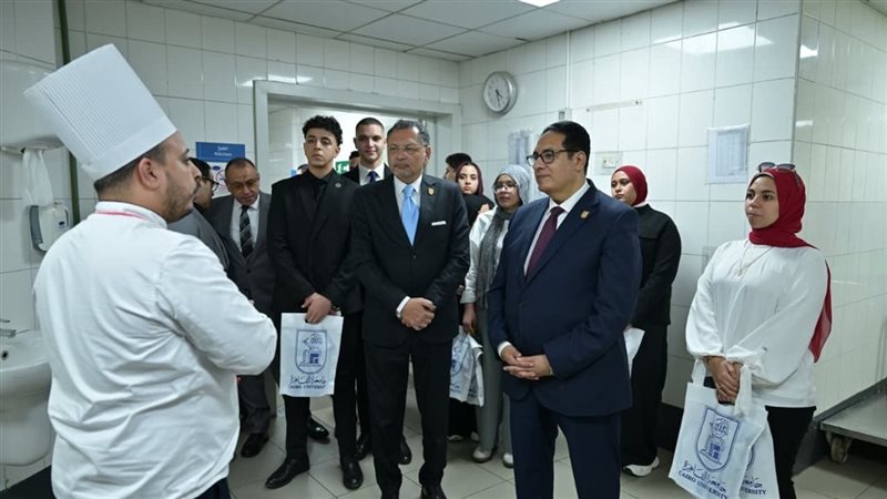 جانب من الزيارة 