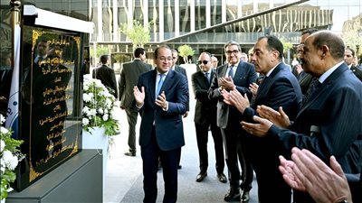 رئيس الوزراء يفتتح أول مركز للخدمات الضريبية المتميزة بالقاهرة الجديدة 