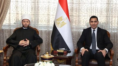 وزيرا الشباب والرياضة والأوقاف يبحثان آليات التعاون المشترك