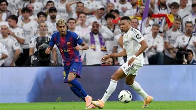 موعد مباراة برشلونة وريال مدريد في الدوري الإسباني 2025-26 والقنوات الناقلة.. هل يحتفل البارسا باللقب؟