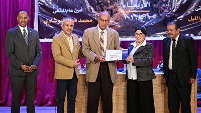 ملتقى أدباء القاهرة يحتفي بتراث العاصمة الأدبي في دورة فؤاد حجاج