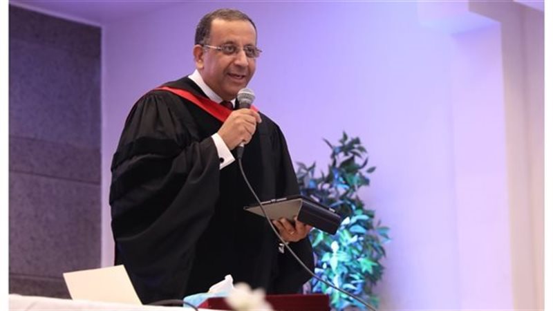 الدكتور القس عاطف