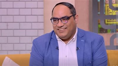 كيف تحمي نفسك من خطر الإصابة بجلطات في الصيف.. خبير يجيب