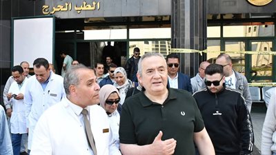 رئيس المستشفيات يتفقد مستشفى دمنهور التعليمي والمعاهد التعليمية بالبحيرة