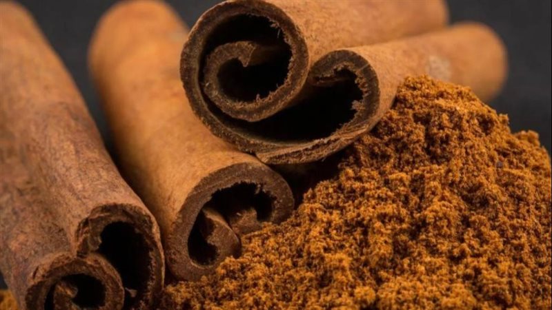 فوائد صحية شرب القرفة