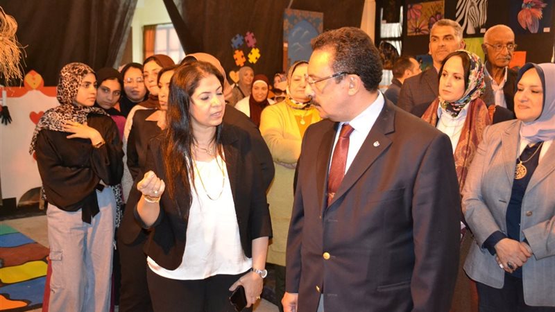 جانب من الزيارة 
