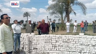 إزالة تعديات على الأراضي الزراعية بمساحة 2350 مترًا خلال حملة مكبرة بالفيوم