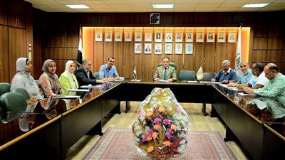 مركز تطوير نظم المعلومات الإدارية بجامعة أسيوط يعتمد قرارات استراتيجية
