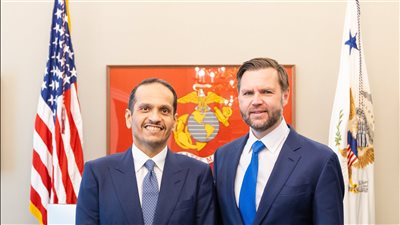 ماذا دار خلال اللقاء بين رئيس وزراء قطر ونائب الرسيس الأمريكي في واشنطن؟