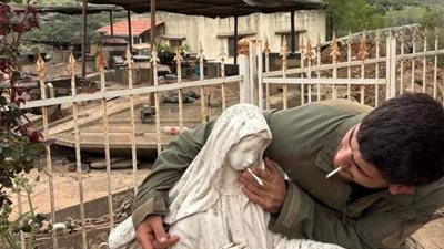 إسرائيل تحقق في واقعة التمثال بلبنان.. ويحذر من فيديو مفبرك بالذكاء الاصطناعي